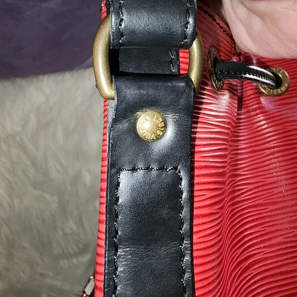 Louis Vuitton Noe Bucket Bag ❤️🖤 - Picture 14 of 16